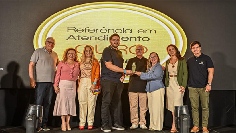 Imagem 1 - A premiação atesta a excelência e o comprometimento da gestão municipal no suporte a micro e pequenas empresas, superando os padrões de qualidade exigidos. O reconhecimento vai além do atendimento básico, refletindo um ecossistema de apoio ao empreendedorismo local. A prefeitura de Tibau oferece suporte contábil, orientação financeira e parcerias para viabilizar linhas de crédito, fortalecendo os negócios da região. Imagem 1 - A premiação atesta a excelência e o comprometimento da gestão municipal no suporte a micro e pequenas empresas, superando os padrões de qualidade exigidos. O reconhecimento vai além do atendimento básico, refletindo um ecossistema de apoio ao empreendedorismo local. A prefeitura de Tibau oferece suporte contábil, orientação financeira e parcerias para viabilizar linhas de crédito, fortalecendo os negócios da região.