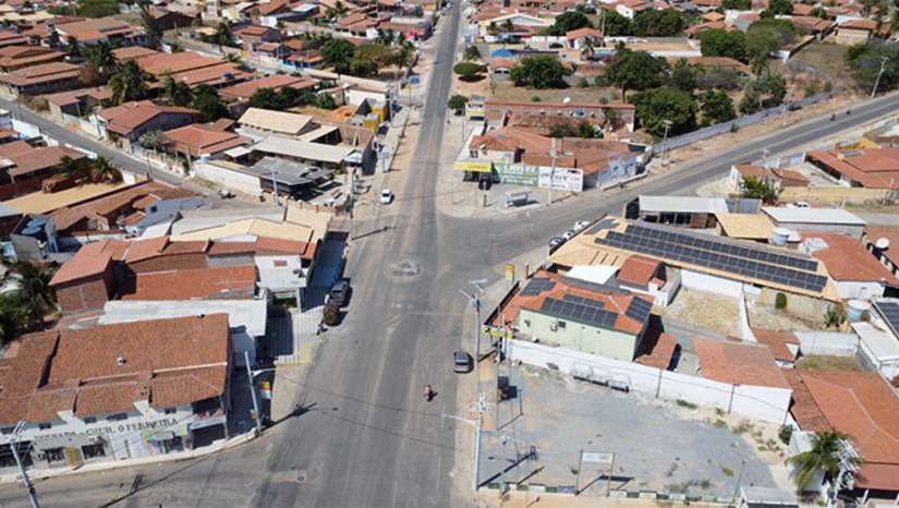 Imagem 1 -  A Prefeitura de Tibau lança no dia 5 a campanha do IPTU 2026, oferecendo desconto de 25% para quem pagar em cota única até 31 de janeiro de 2026. O imposto também poderá ser pago com cartão de crédito parcelado. As guias podem ser emitidas pelo site da Prefeitura, WhatsApp ou presencialmente na Secretaria de Tributação. Em janeiro, o atendimento será ampliado, incluindo sábados, das 8h às 14h. A Prefeitura destaca que o pagamento do IPTU é essencial para investimentos e melhorias no município.