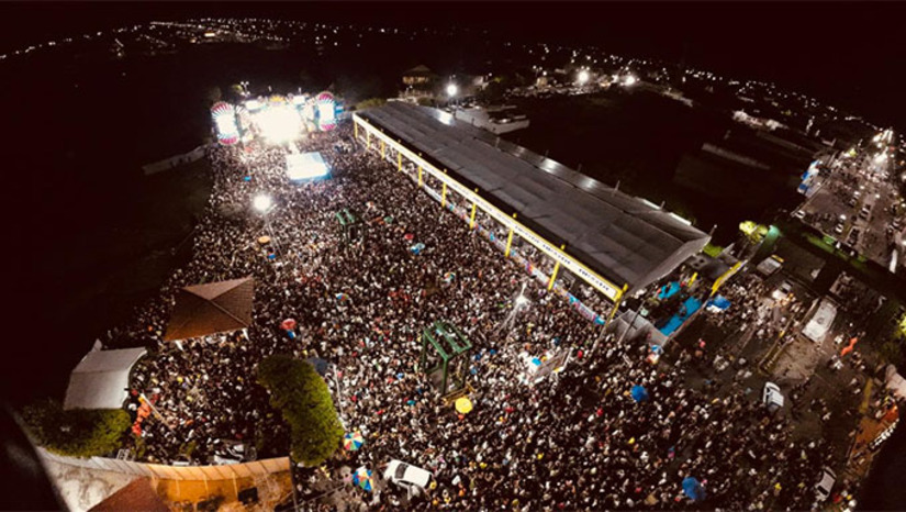 Imagem 1 - O prefeito sabino Neto considera histórico o carnaval de 2026, com muita alegria e paz. Fala que a primeira grande festa, a abertura, foi com o conterrâneo Xand Avião, na sexta-feira (13) e foi marcada por uma verdadeira multidão que tomou as ruas para acompanhar os shows, dando início a um dos maiores carnavais já realizados no município. Imagem 1 - O prefeito sabino Neto considera histórico o carnaval de 2026, com muita alegria e paz. Fala que a primeira grande festa, a abertura, foi com o conterrâneo Xand Avião, na sexta-feira (13) e foi marcada por uma verdadeira multidão que tomou as ruas para acompanhar os shows, dando início a um dos maiores carnavais já realizados no município.
