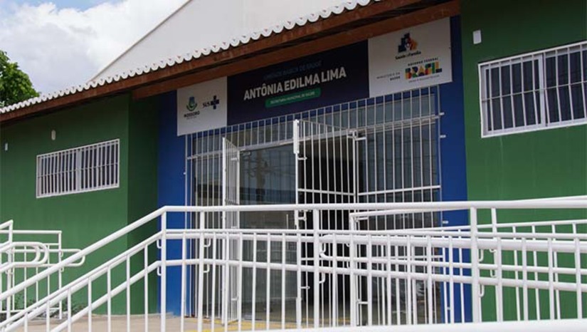 Imagem 1 -  A Prefeitura de Mossoró entrega nesta quinta-feira (5), às 17h, a UBS Antônia Edilma Lima, no bairro Alto do Sumaré. A unidade ampliará o acesso da população aos serviços de Atenção Básica, oferecendo atendimentos gratuitos em Pediatria, Ginecologia, Clínica Geral, Enfermagem e Odontologia, além de vacinação, exames, curativos, medicação e encaminhamentos. A estrutura conta com consultórios médicos e ginecológico, gabinetes odontológicos equipados e salas para triagem, imunização, procedimentos, farmácia e atividades coletivas.