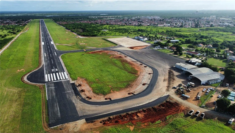 Imagem 1 - Mas nos últimos anos, o tema voltou a ganhar espaço nas conversas locais. Obras na infraestrutura aeroportuária e discussões sobre novas rotas reacendem o interesse pela aviação. O assunto, antes restrito à imaginação e ao entretenimento, retorna ao debate cotidiano da cidade. Imagem 1 - Mas nos últimos anos, o tema voltou a ganhar espaço nas conversas locais. Obras na infraestrutura aeroportuária e discussões sobre novas rotas reacendem o interesse pela aviação. O assunto, antes restrito à imaginação e ao entretenimento, retorna ao debate cotidiano da cidade.