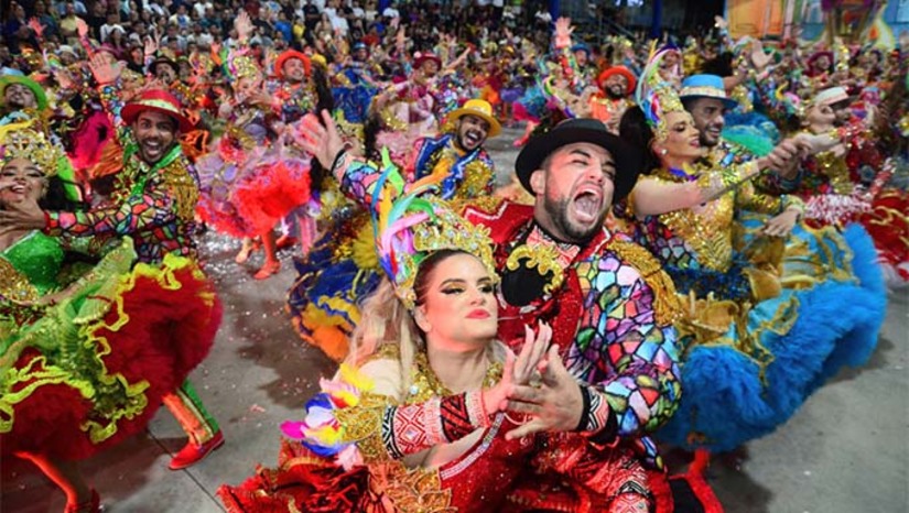 Imagem 1 -  A cidade de Mossoró participará, nesta terça-feira (17), de uma ação internacional de promoção das festas juninas do Nordeste em Buenos Aires, na Argentina. A iniciativa é do Ministério do Turismo em parceria com a Embratur. Mossoró será representada pelo secretário de Cultura, Cícero França, e apresentará o Mossoró Cidade Junina, destacando sua importância cultural e turística. A programação inclui atividades institucionais na Embaixada do Brasil e apresentações culturais no Obelisco de Buenos Aires, com o objetivo de ampliar a visibilidade internacional do evento e atrair turistas.