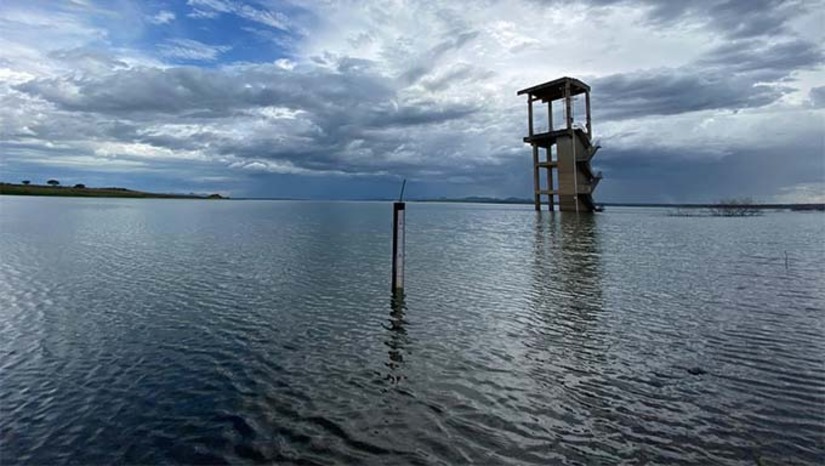 Imagem 1 -  O relatório do IGARN aponta que os reservatórios do Rio Grande do Norte estão com 39,36% da capacidade total, impulsionados pelas recentes chuvas. O reservatório que apresentou maior recarga em decorrência das últimas chuvas foi a barragem Campo Grande, em São Paulo do Potengi, que atingiu 96,92% da sua capacidade total. A barragem de Oiticica, segundo maior reservatório do estado, chegou a 32,17% e a barragem Armando Ribeiro Gonçalves, maior reservatório do RN, acumula 41,69% da sua capacidade total.