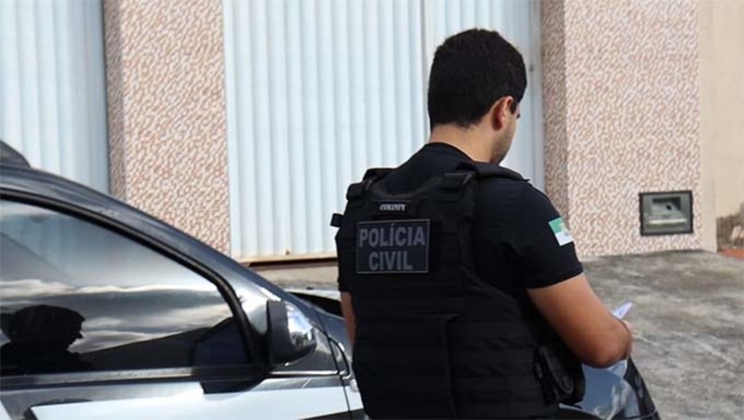 Imagem 1 -  A Polícia Civil do RN deflagrou a Operação Letum nesta sexta-feira (27) para combater uma facção criminosa envolvida em homicídios. Seis pessoas foram presas, cinco em Mossoró e uma na Paraíba. Durante a ação também foram cumpridos mandados de busca e apreensão. O grupo atuava de forma organizada na prática de execuções.