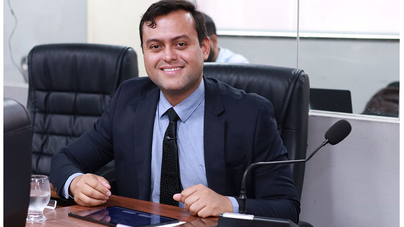   Pelo texto aprovado, empresas de energia, internet, telefonia e TV a cabo deverão retirar cabeamentos inutilizados, organizar os fios em uso e identificar toda a rede instalada . A medida também obriga a substituição de estruturas precárias, sem custo para o poder público ou consumidores.