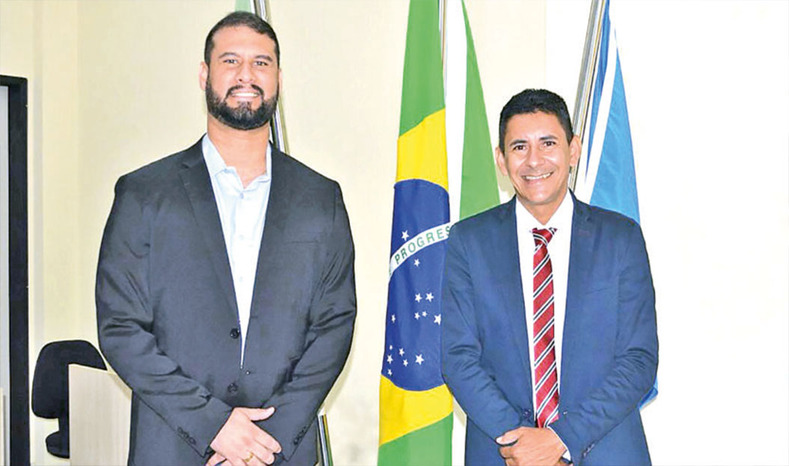   O tribunal manteve a cassação de Leonardo Teixeira e João Eudes por abuso de poder político. A decisão unânime puniu o uso da máquina pública por meio de contratações temporárias em massa. O número de servidores saltou 92% antes da eleição de 2024, seguido por demissões em seguida. A manobra informal desequilibrou o pleito local e os votos da chapa foram totalmente anulados.