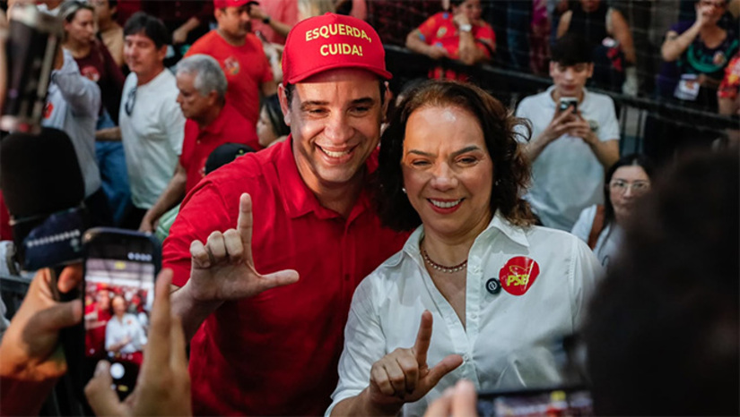   “O que nos move é o compromisso com o povo deste estado. Nós temos aqui o Time de Lula, e eu tenho muito orgulho de andar com todos eles”, disse Cadu. Ele seguiu falando sobre o início da trajetória que o levou até este momento: “Eu não caí aqui de paraquedas. Hoje é só o início de uma caminhada eleitoral, mas essa história começa em 2018, quando Fátima estava no Senado e foi convocada pelo povo do RN para reconstruir o estado. Com muita honra, pude contribuir por mais de sete anos com esse trabalho”.