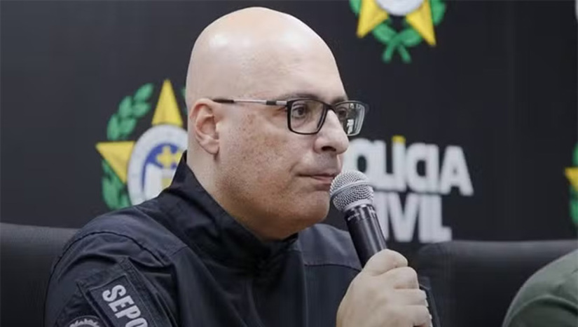   O jogo orquestrado por haters e robôs patrocinado por adversários o retirou da campanha digital por três dias, e ele só retomou a conta porque acionou a direção da bigtech na Justiça – quando descobriram que a denúncia não procedia. Curi foi proibido de postar vídeos curtos e impulsionar postagens, dentro das regras eleitorais. O caso dele é apenas um entre centenas, diariamente, com os quais as bigtechs e o TSE têm de lidar e não estão dando conta, pelo visto.