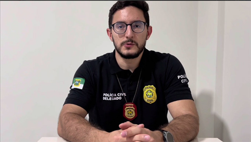   Para o delegado Pedro Henrique, que investiga os dois casos, o caso Edson Marques, assassinado no dia 3 de junho, está praticamente esclarecido, com suspeitos identificados e sendo indiciados. Entre os investigados, o secretário Flávio Leite, que foi morto neste domingo, 20, que segundo o delegado, teve outra motivação, que ele diz está investigando. 