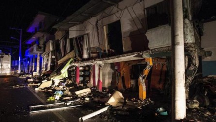   Terremoto deixa ao menos 77 mortos e 558 feridos no Equador