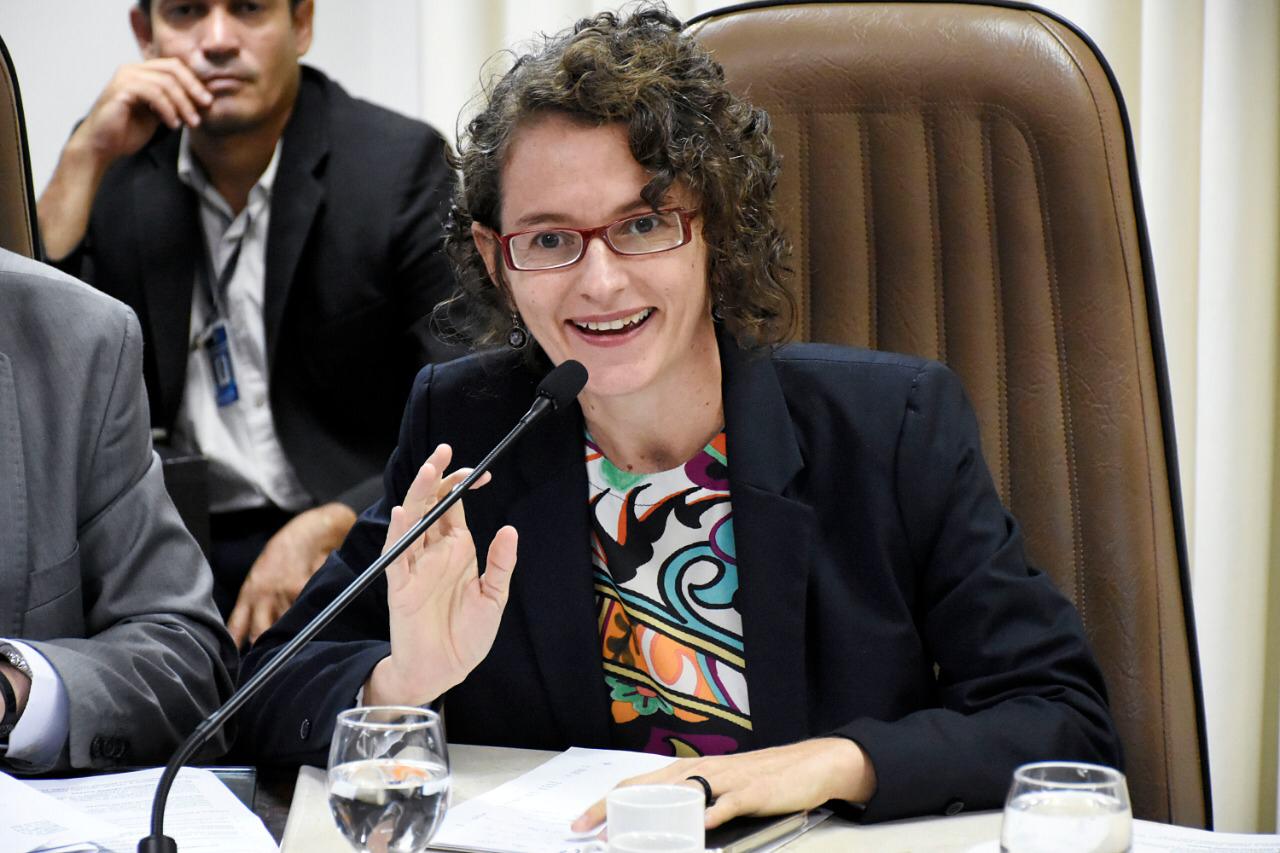 Imagem 1 -  Isolda defende bater na porta do ministro para reabrir postos da PRF