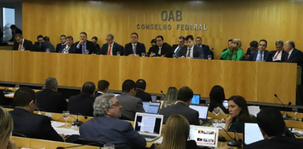 Imagem 1 -  Por unanimidade, OAB vê relação de promiscuidade na condução da lava-jato