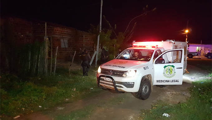 Imagem 1 -  Dois homicídios por volta de meia noite na região das Malvinas em Mossoró