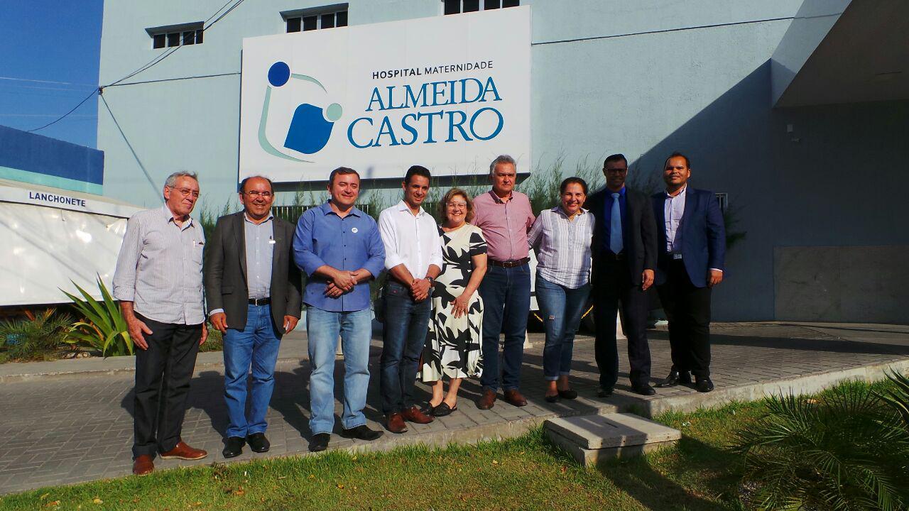 Imagem 1 -  Girão diz que vai contribuir com transformação da Maternidade Almeida Castro