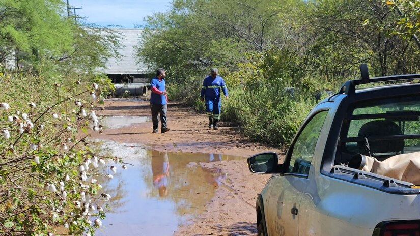 Imagem 1 - Abastecimento é retomado gradativamente após carreta romper adutora; PRF vê fraude em relato Imagem 1 - Abastecimento é retomado gradativamente após carreta romper adutora; PRF vê fraude em relato